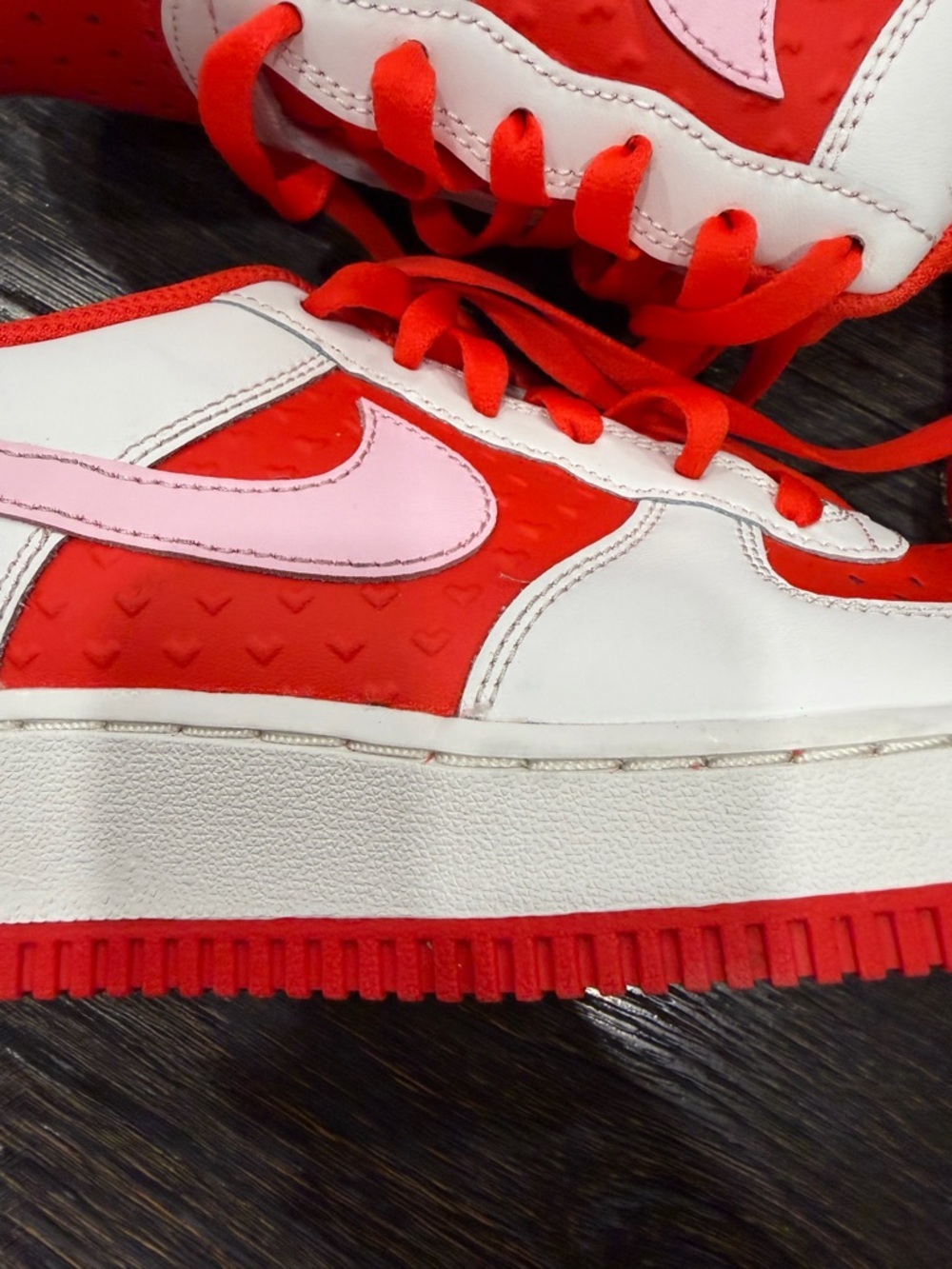 Nike Air Force 1 Low Valentine's Day GS 6.5Y used - Picture 3 of 13